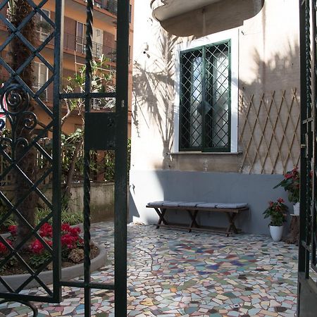 Bed and Breakfast Villino Teresa Salerno Exterior foto