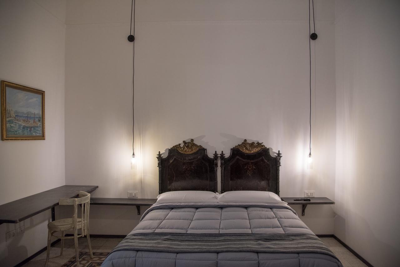 Bed and Breakfast Villino Teresa Salerno Exterior foto
