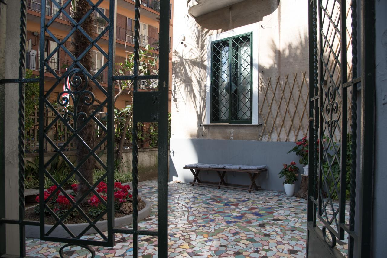 Bed and Breakfast Villino Teresa Salerno Exterior foto
